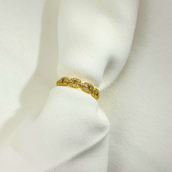 Ava Ring