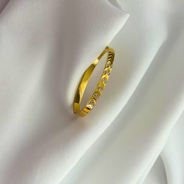 Women's Gold-Plated Stainless Steel Bella Bangle