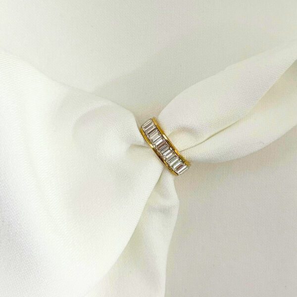 Lara Ring