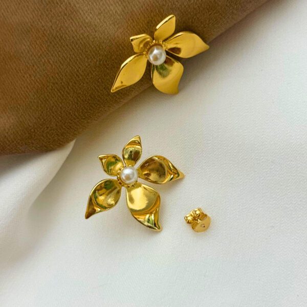 Lily Flower Earrings