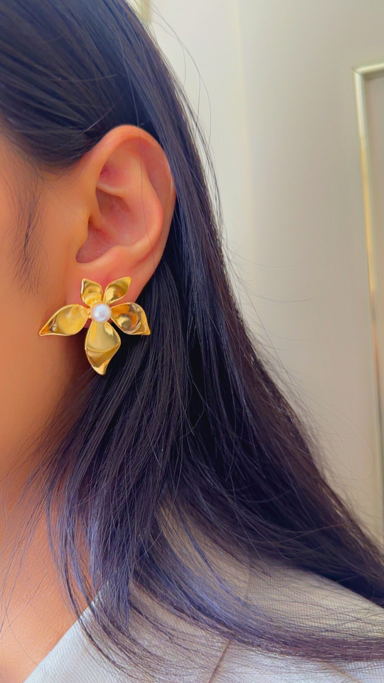 Lily Flower Earrings - Image 2