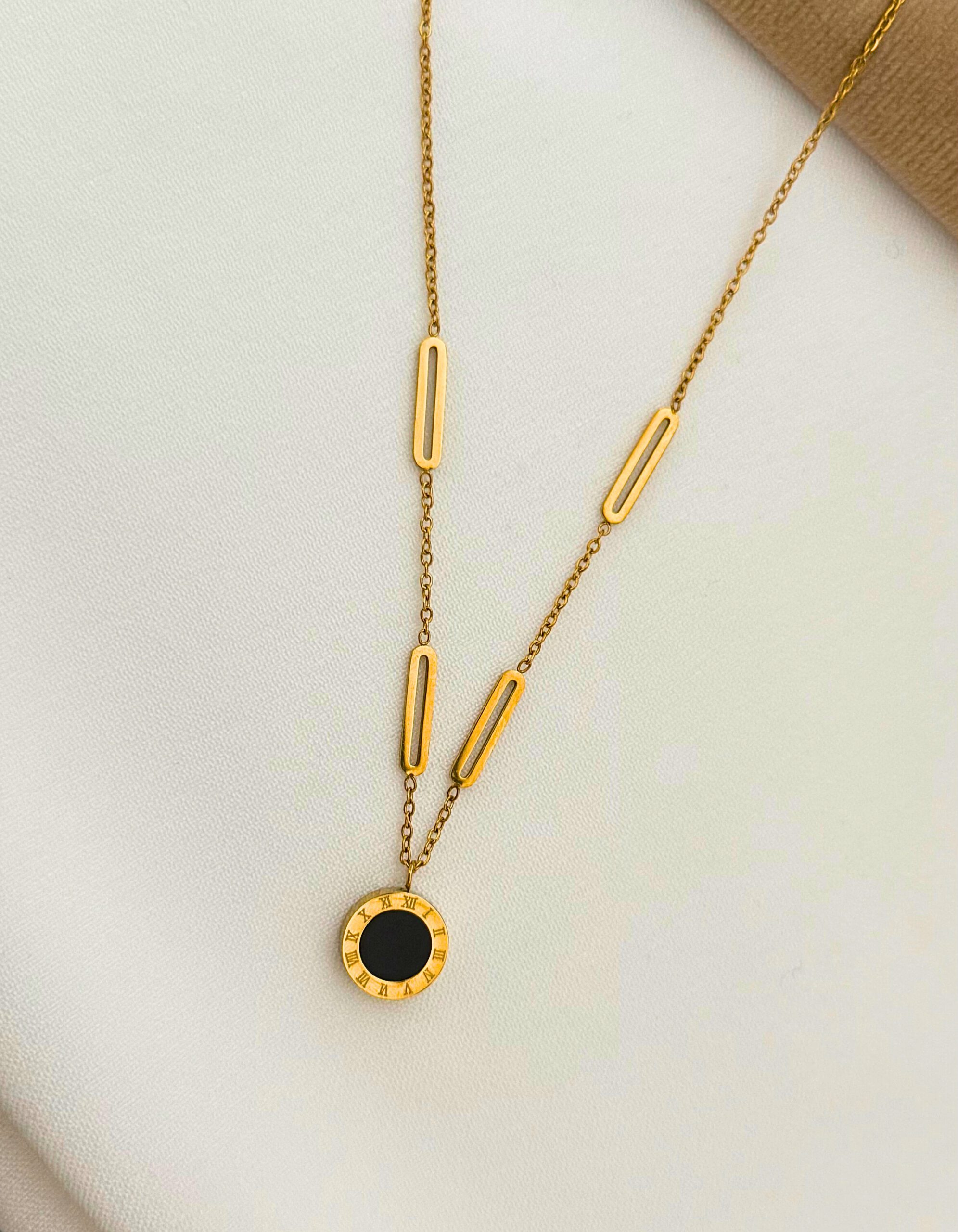 Lisa Necklace - Image 4