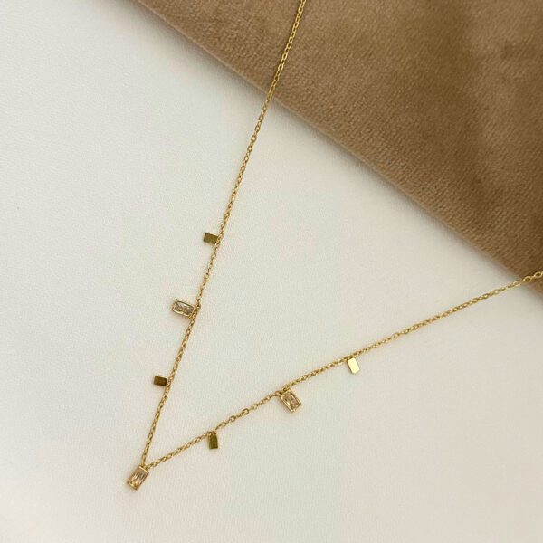 Nisa Necklace