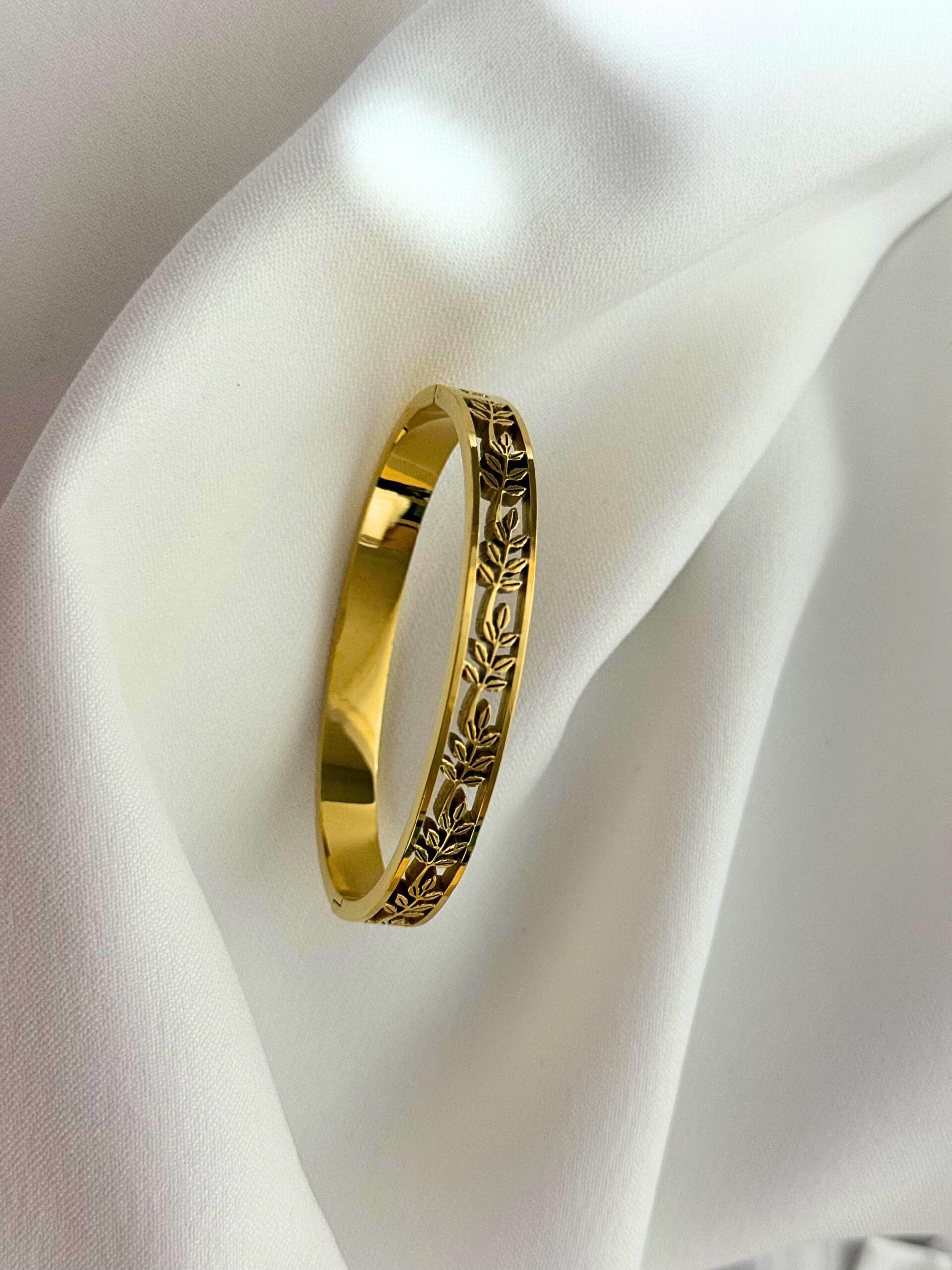 Retro Bangle