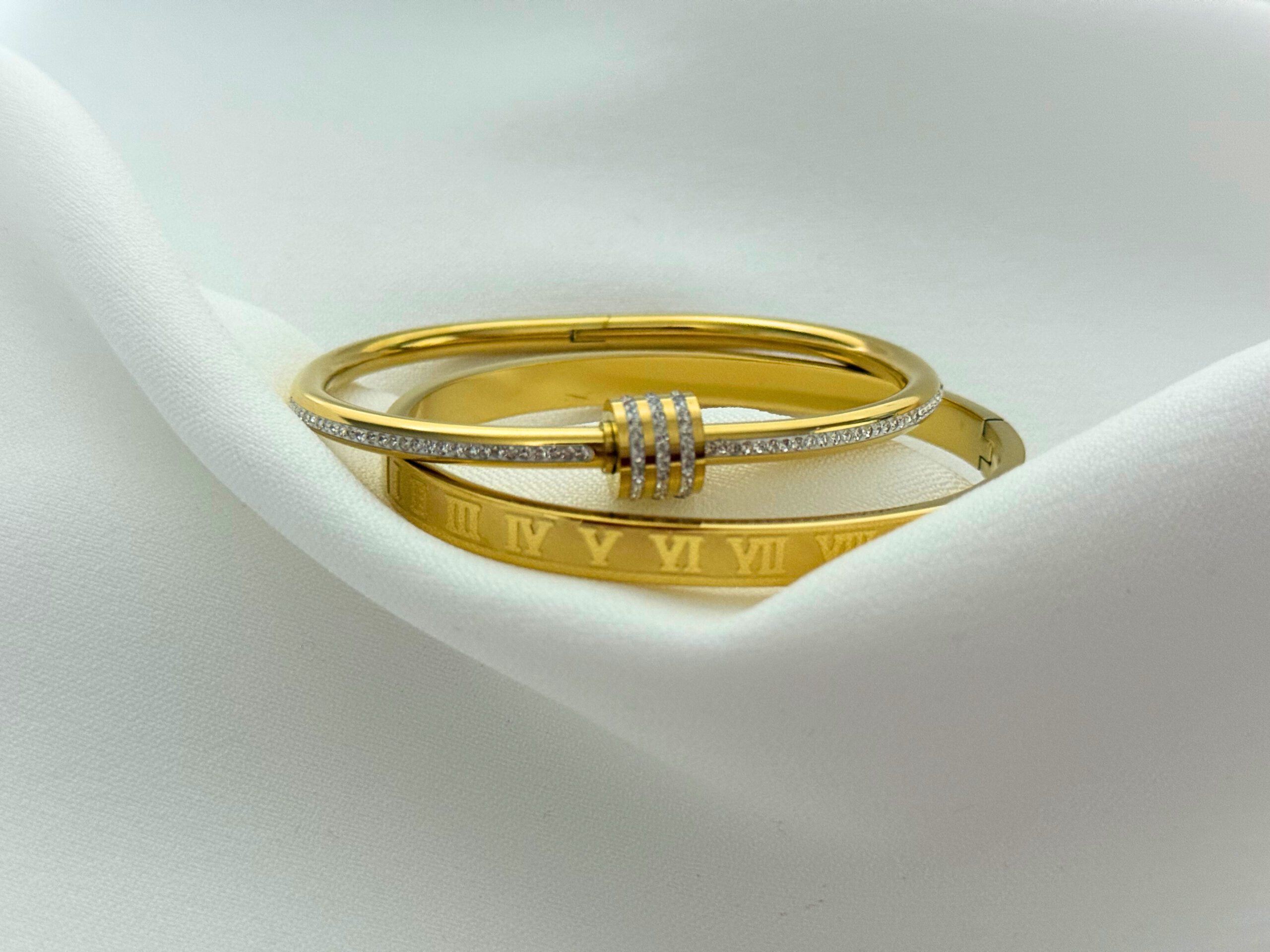 Roman Couple Bangles Set - Image 3
