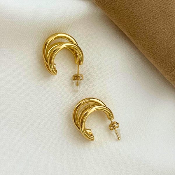 Rozina Earring