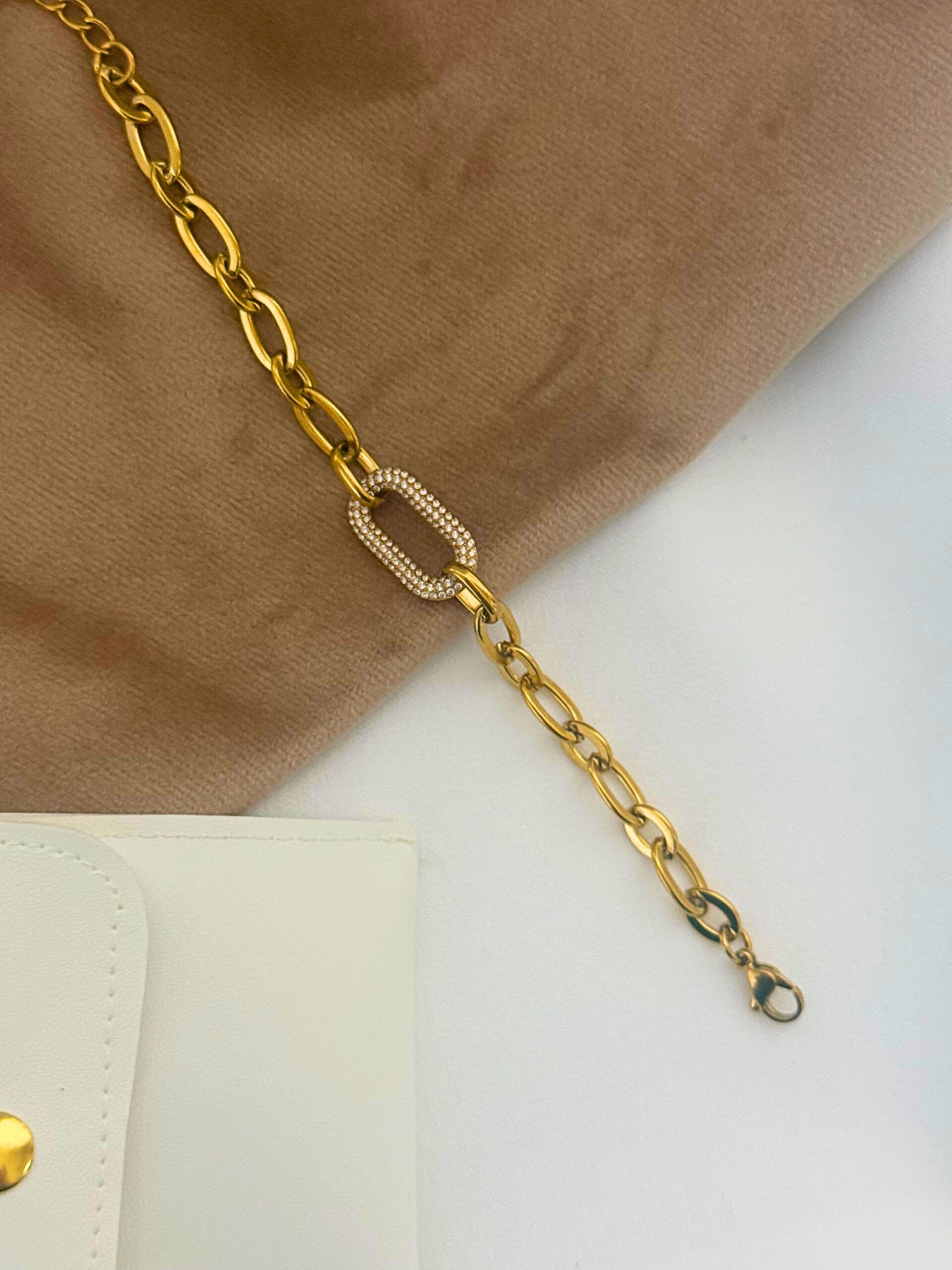 Tonsi Bracelet - Image 3