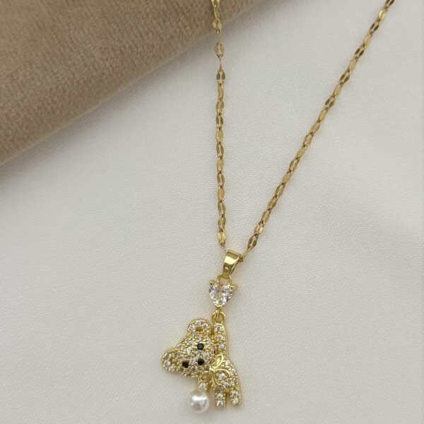Bear Pendant Necklace with Zirconia White Love Gems
