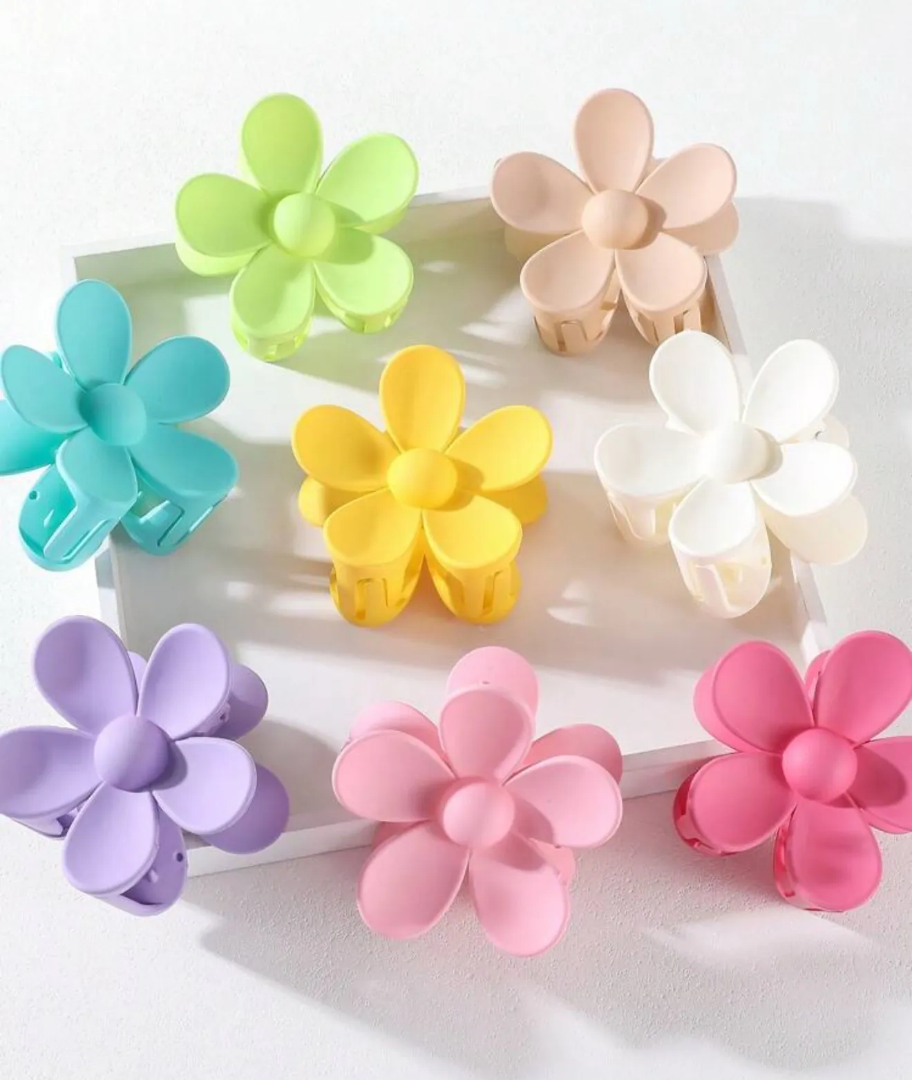 Flower hair clip