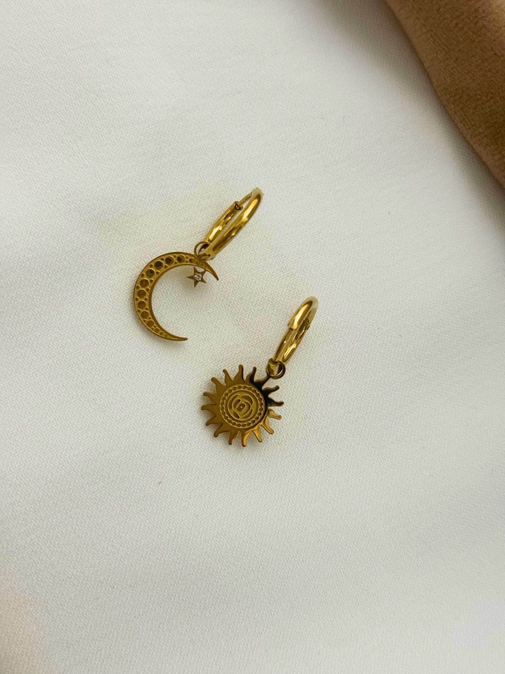 Aomogo Sun and Moon Tarnish Free Earrings Set